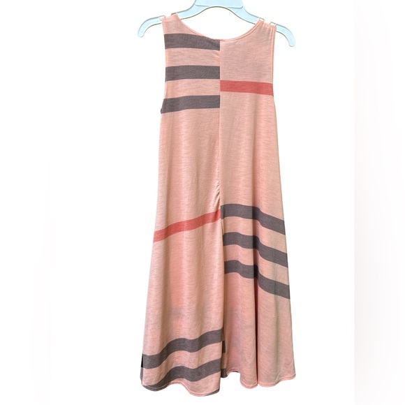 NWT Haptics Pink Sleeveless Swing Dress with Pockets size small - Picture 2 of 5